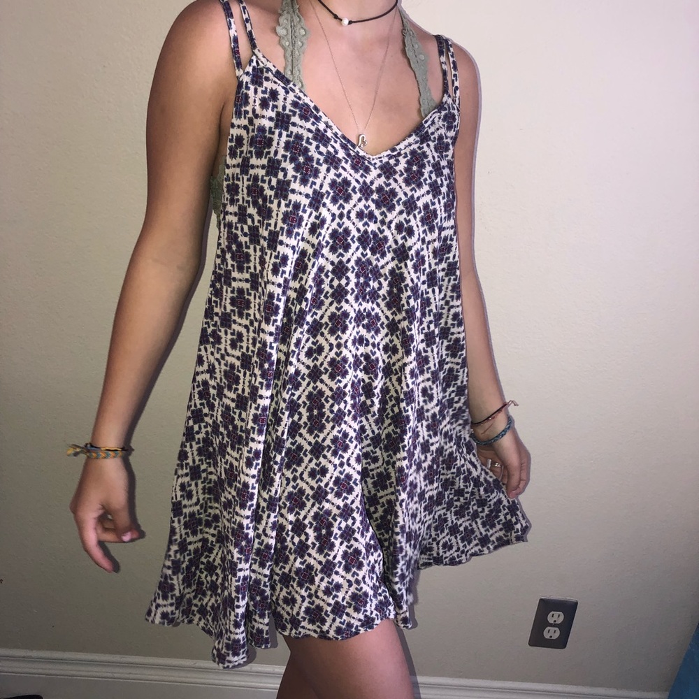 RARE Patterned Selda Dress by Brandy Melville - Picture 6 of 6